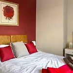 Leaf Cottage
