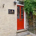 Cats Cottage