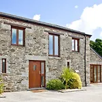 Ash Barn, Swanpool