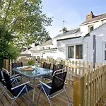 Pilotage Cottage