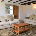 Trewethen Farm - The Coach House