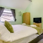 Apartment 5 - Uk38660