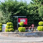 The Oak Lodge