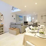The Smokehouse Cottage