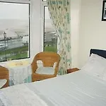 Pembroke Seafront B&B