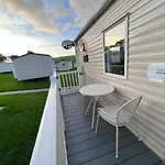 Newquay Bay Resort - Spacious - Sleeps 6 - Close To Porth Beach