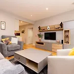 Joivy Splendid Flat Near Edinburgh Castle