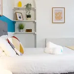 Air Host And Stay - Daisy House - Large 3 Bedroom Sleeps 7 10 Minutes From City Centre