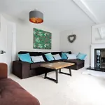 Mermaid House