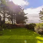 Braunton White House 4 Bedrooms