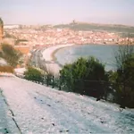 Easby Breakaways - **Modern Apartment 5 Mins From South Bay, Scarborough**