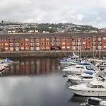 Marina View Apartment