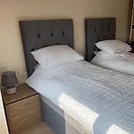Kennys Apartment