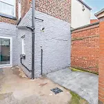 3 Bedroom Holiday Home Liverpool