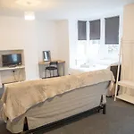 - Monthly Stay Offer - En-Suite - Kitchenette -