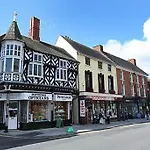 The Smithfields, Newport