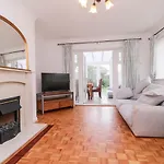 1 Springfield Road