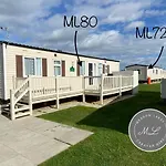 Meadow Lakes 80 - Golden Palm - Central Heating, Wifi, Pet Friendly, Bed Linen - Meadow Lakes Caravan & Lodge Hire