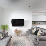 Artemis House