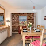 Lighthouse Cottage