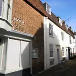 Smuggler'S Cottage