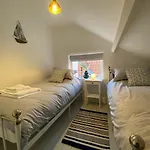 Harbourside House