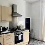 Uplands View, Richmond Tce, Flat 1