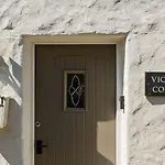 Croyde Victoria Cottage 2 Bedrooms