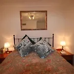 Flat 1 Alfred Mews