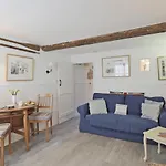 Pebbles Cottage