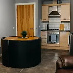 Belfast City Self Catering 3 Bedroom Town House