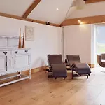 Hobland Barn