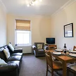 Harbour Watch Apartment 6