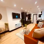 Apartment On The Hoe & Coastal Path With Free Parking