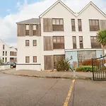 47 Bredon Court