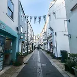 The Bolthole