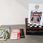Lmk, Spacious 1 Bedroom Ground Floor Apartment, Ev Charger, Free Parking Wi-Fi, Great Location