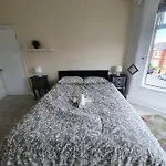 Easy Hostel Stay