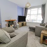 Cosy Coastal Holiday Let
