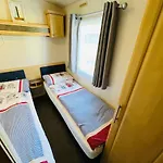 3 Bedroom Caravan Kg37, Dog Friendly, Shanklin, Isle Of Wight