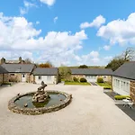 Lambriggan Court