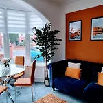 The Big One! Large Holiday Home Blackpool. 3 Floors Of Luxury.