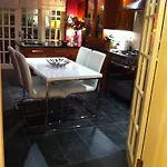 The Avenue Bed And Breakfast