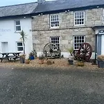 Coach And Horses Inn