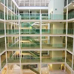 Modern Apartment In Latitude52 Dockyard & Parking