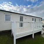 Heron Caravan, California Cliffs, Parkdean Holiday Park