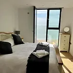 Sohot Stays Royal Sands Seaview Apt Free Parking Sleeps 4