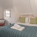 Larkrise - 3 Bed Penthouse-Sleeps 6-Tjslr