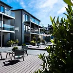 2 Woolacombe West - Luxury Apartment At Byron Woolacombe, Only 4 Minute Walk To Woolacombe Beach!