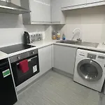 Hosted By Ryan - 2 Bedroom Apartment